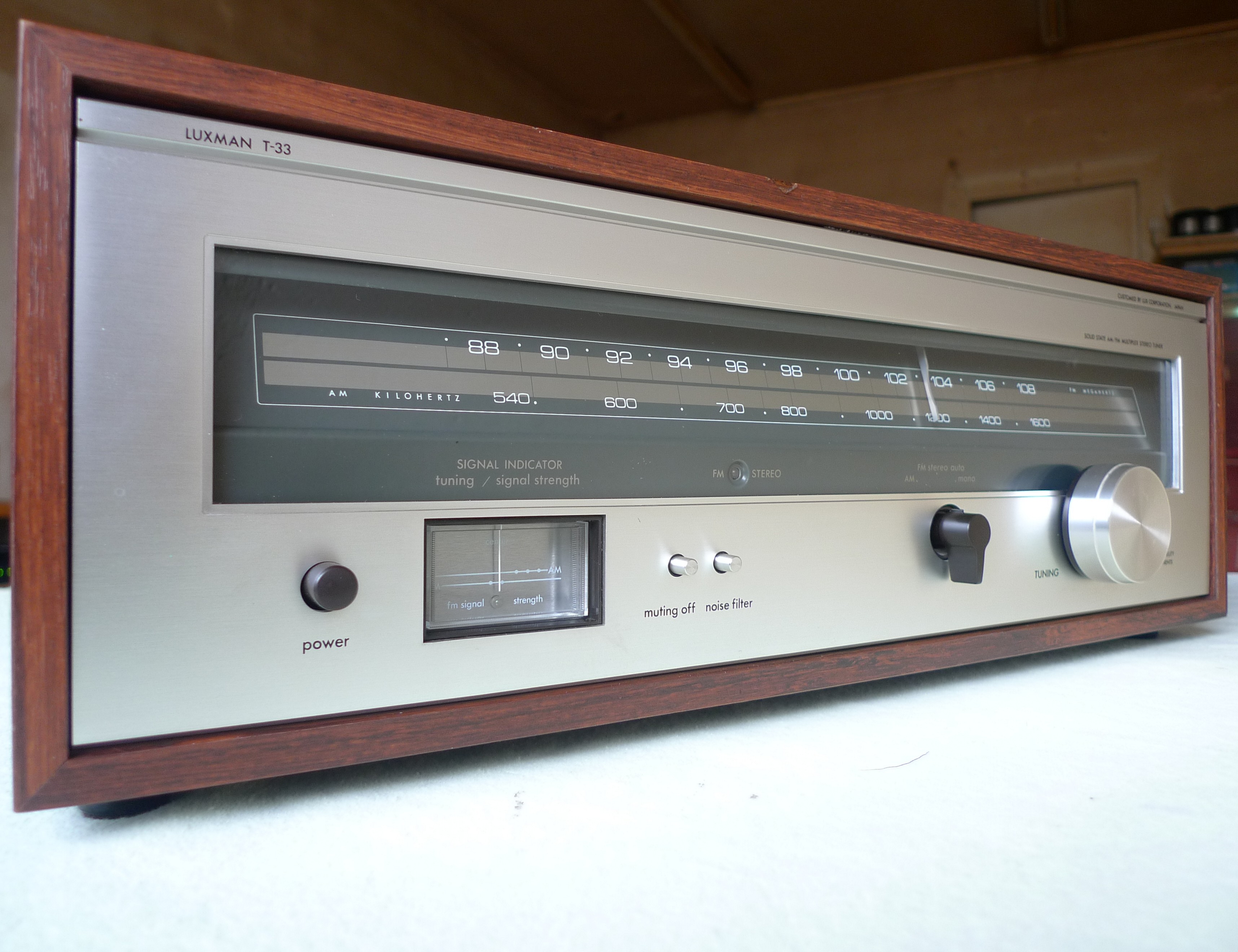 FM/AMラジオチューナー LUXMAN T-90 Amazon.co.jp: LUXMAN ラックスマン T-90 FM/AMチューナー ビンテージ