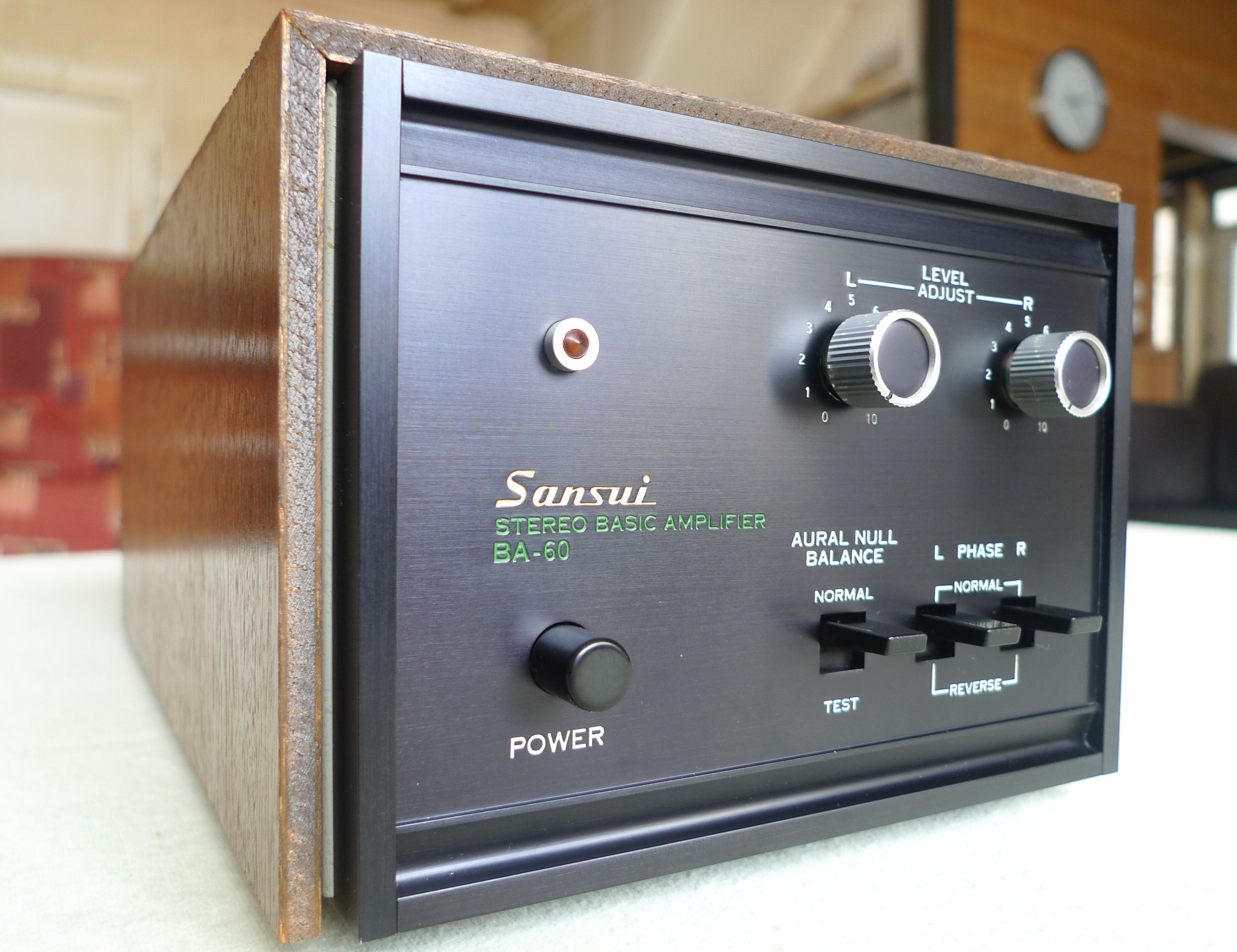 Ampli de puissance hi-fi vintage Sansui BA-60 SSP restauré pro