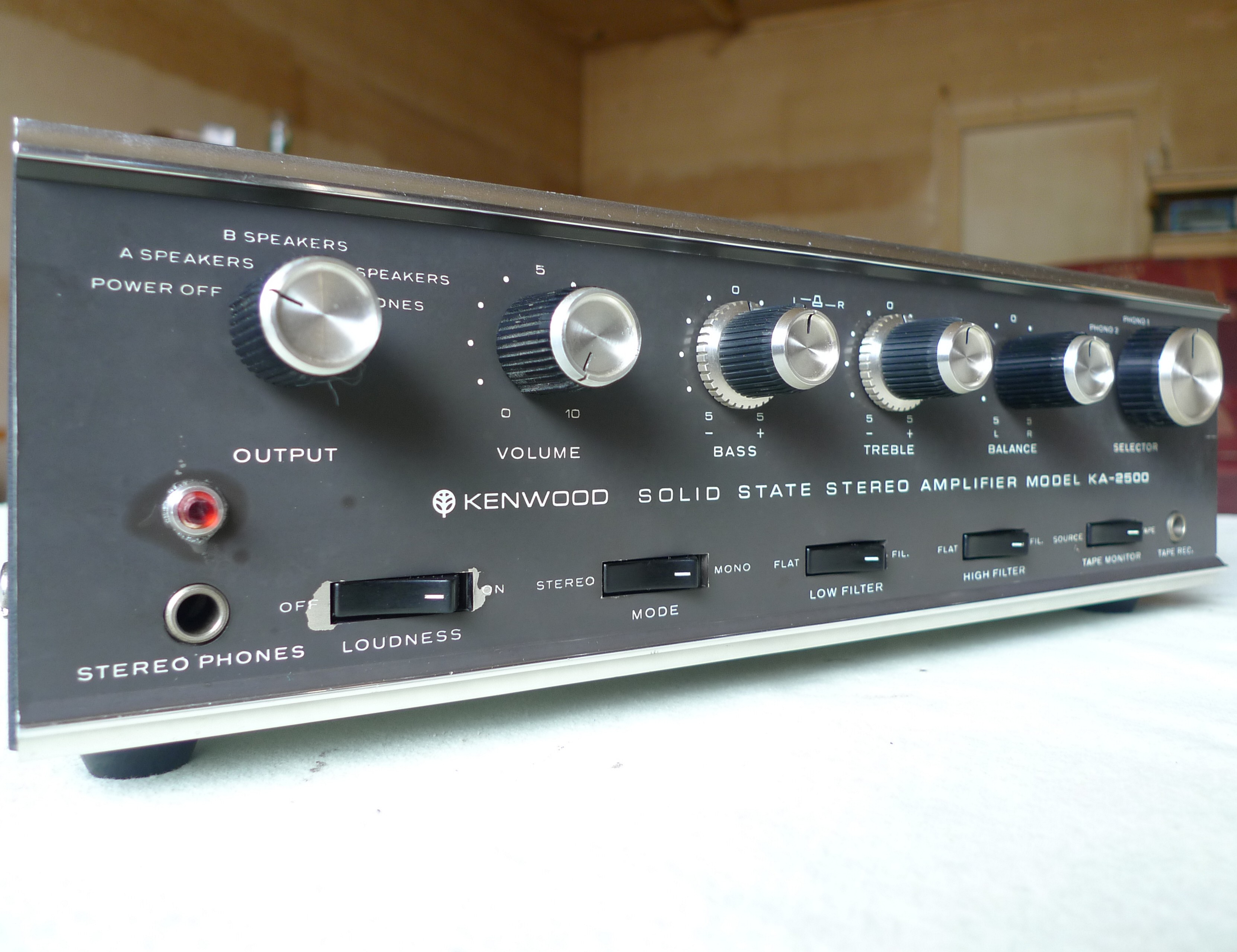 AMPLI HIFI KENWOOD KA-31 pour pieces OU BRICOLEURS EUR 15,00 - FR
